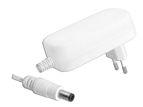 Zasilacz sieciowy 12V, 2,5A, 30W, wtyk 2,1/5,5 mm, biały Zasilacz sieciowy 12V, 2,5A, 30W, wtyk 2,1/5,5 mm, biały