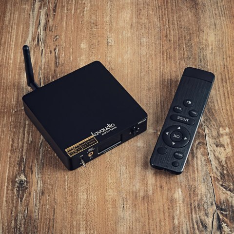 DS600 Konwerter dźwięku DAC z Bluetooth DS600 Konwerter dźwięku DAC z Bluetooth
