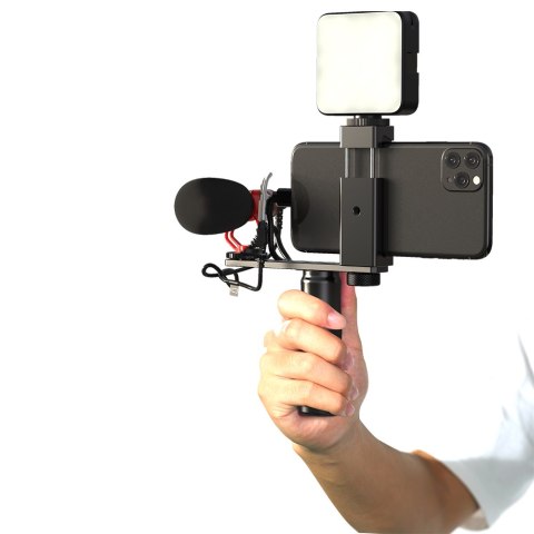 KIT Mikrofon do telefonu z selfie stick i lama LED KIT Mikrofon do telefonu z selfie stick i lama LED