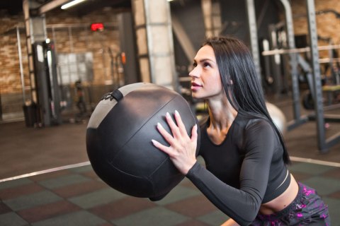 Piłka lekarska do ćwiczeń 5 kg REBEL ACTIVE
