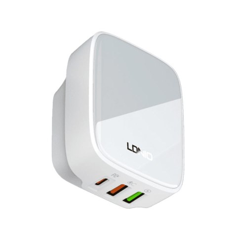 Ładowarka 32W 3 porty USB PD QC Ldnio Q334 white Ładowarka 32W 3 porty USB PD QC Ldnio Q334 white