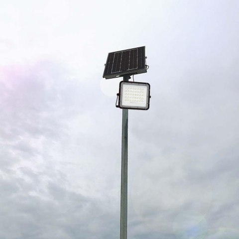 Projektor LED Solarny V-TAC 10W Pilot, AUTO, Timer, IP65 Czarny VT-80W 4000K 800lm Projektor LED Solarny V-TAC 10W Pilot, AUTO, Timer, IP65 Czarny VT-80W 4000K 800lm