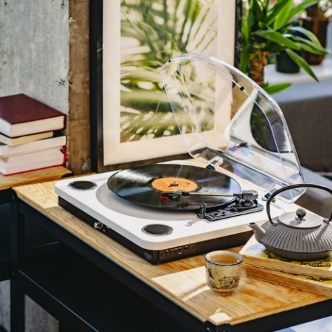 Adler Gramofon z USB i Bluetooth Adler Gramofon z USB i Bluetooth
