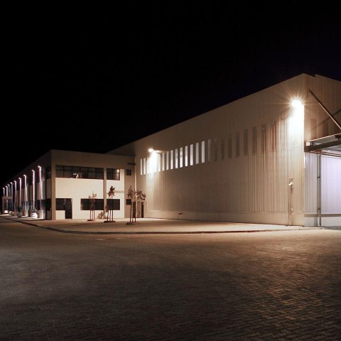 Projektor LED V-TAC 50W LED 3w1 CCT 100Lm/W Mleczny Klosz VT-44056CCT 3000-4000K-6500K 5000lm Projektor LED V-TAC 50W LED 3w1 CCT 100Lm/W Mleczny Klosz VT-44056CCT 3000-4000K-6500K 5000lm