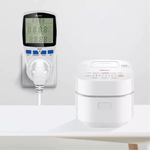 Watomierz miernik zużycia energii do gniazdka 230V Watomierz miernik zużycia energii do gniazdka 230V