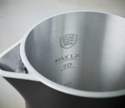 Czajnik stalowy 1,7 l z podwójną ścianką czarny Philips HD9395/90